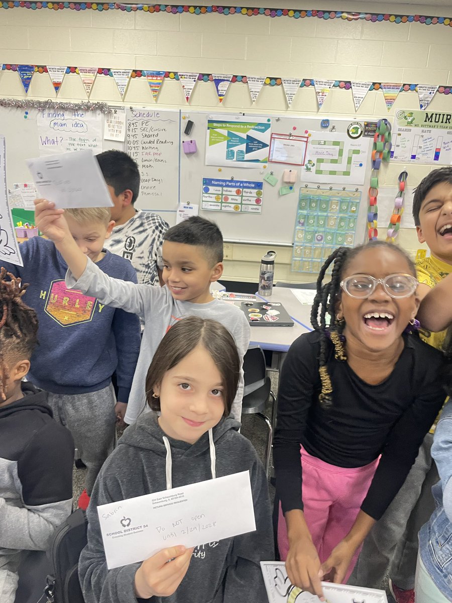 Kelly Rottman tweet media