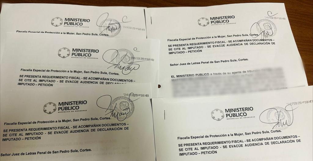 MP_Honduras's tweet photo. #OperaciónNacionalII Fiscalía Contra Delitos Tributarios presentó acusación a la exanalista de aforo de la Aduana en Puerto Cortés, Irinia Iraly Zaldivar Moreno por violación de los deberes de los funcionarios https://t.co/Jkt4WrA6Mn