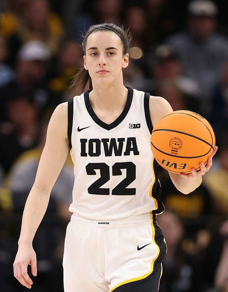 BREAKING: Caitlin Clark has announced that she is entering the 2024 WNBA Draft!