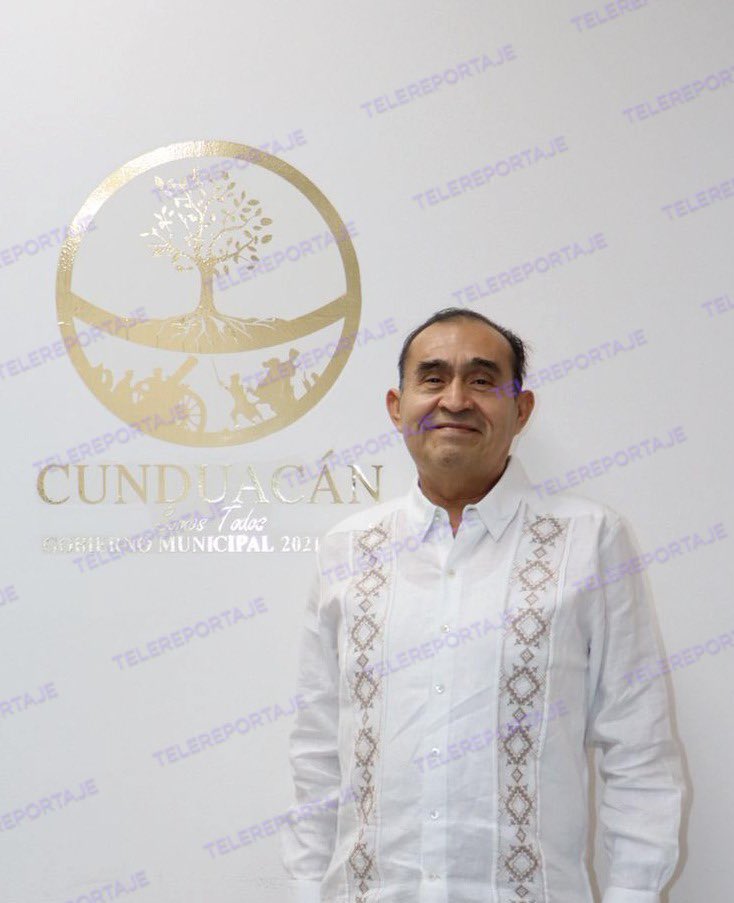 EmmanuelSibilla's tweet photo. Abraham Cano @elcheliito solicitó licencia al cargo para buscar la reelección. Va como candidato independiente a la alcaldía de Cunduacán. 
Designan al Profesor Huelmer Alejandro Martínez en su lugar. https://t.co/8LwyFEaI80