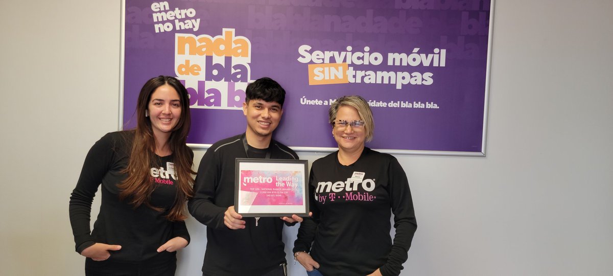 👏 Join us in celebrating the incredible achievement of our Go Movil team in Hialeah! 🌟 Their outstanding performance in January has placed them in the top 10% of the company! 🚀 Way to go, team! #TopPerformers #GoMovilSuccess