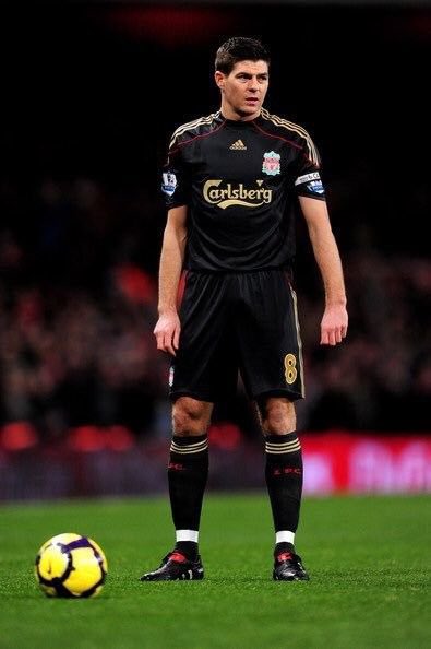 Ifcamy's tweet photo. Unreal. What a kit https://t.co/yFBM6wkxaM