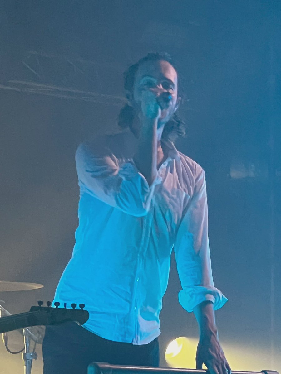 SecondCtyCoffee's tweet photo. The best band out there by a mile!! After a Leeds &amp; Liverpool double header were knackered but joyful. Teared up at No Harm. Manchester four nighter next time please!! Thank you guys for an incredible 48 hrs!! 🖤 #Editors https://t.co/VDRY1nyrrj