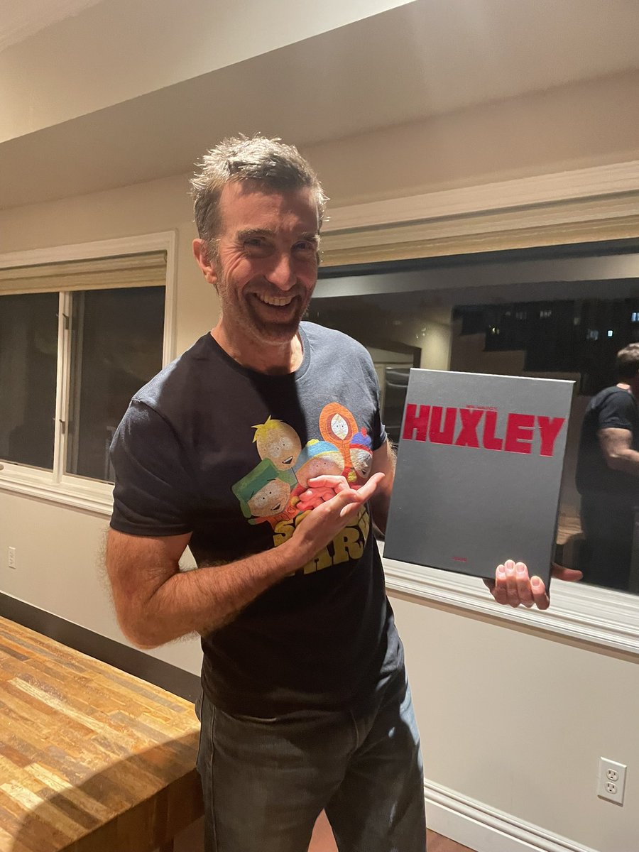 Action star Sharlto Copley (District 9, Chappie, Elysium) has his hands on HUXLEY! #huxleysaga #glorious

Who else caught his cameo on this season of Curb Your Enthusiasm?!