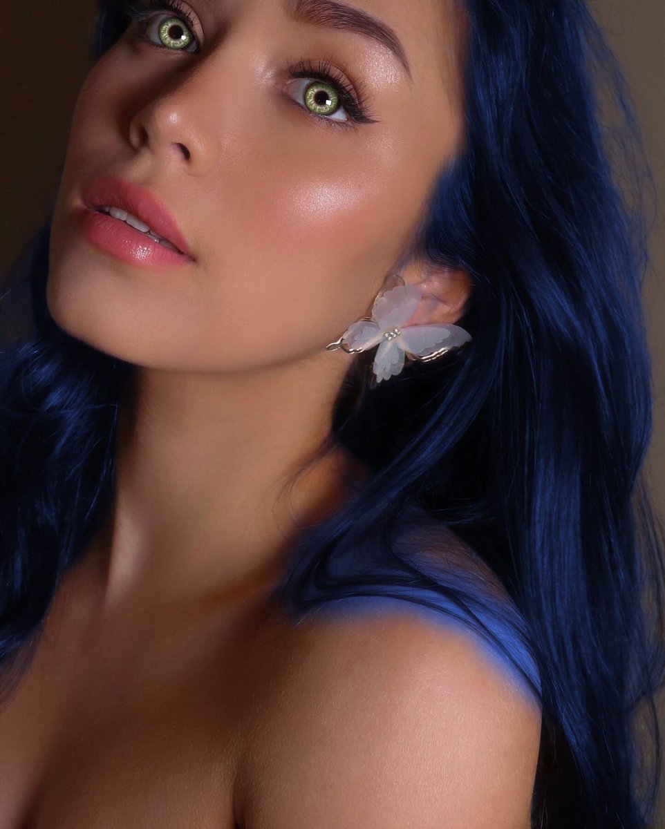 ·  ·  　　　　 　*   *
  .  ˚ . ✧
 ✵  ⊹  ✵ 　 　
 ⋆  ✹  .  ✵   .  　·  ˚ ·  
 　　　　　　 ✵    *    
  　　　　 ✵ * 　 ·   ·