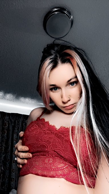 Hey😈 #onlyfans #onlyfansgirl #eighteen #PH  #sellingcotnent #buyincontent #sexy https://t.co/ikWZS5i<a href="/tag/onlyfans"class="tags">#onlyfans</a><a href="/tag/onlyfansgirl"class="tags">#onlyfansgirl</a><a href="/tag/eighteen"class="tags">#eighteen</a><a href="/tag/ph"class="tags">#PH</a><a href="/tag/sellingcotnent"class="tags">#sellingcotnent</a><a href="/tag/sexy"class="tags"><span>#sexy</span></a><a href="/tag/buyincontent"class="tags"><span>#buyincontent</span></a>