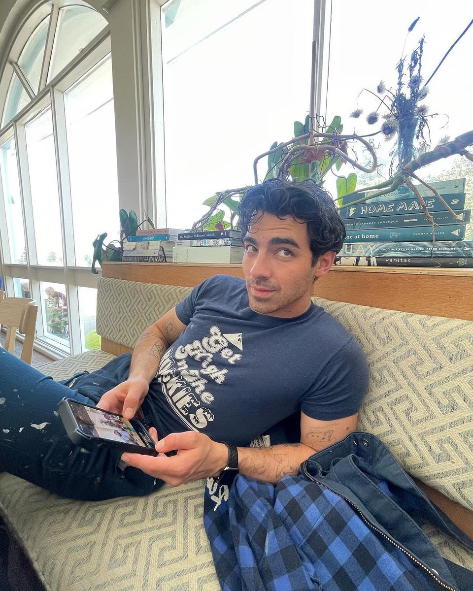 portalstormibr's tweet photo. Joe's Cam? No! Stormi’s Cam! https://t.co/QDNFqCzjvE