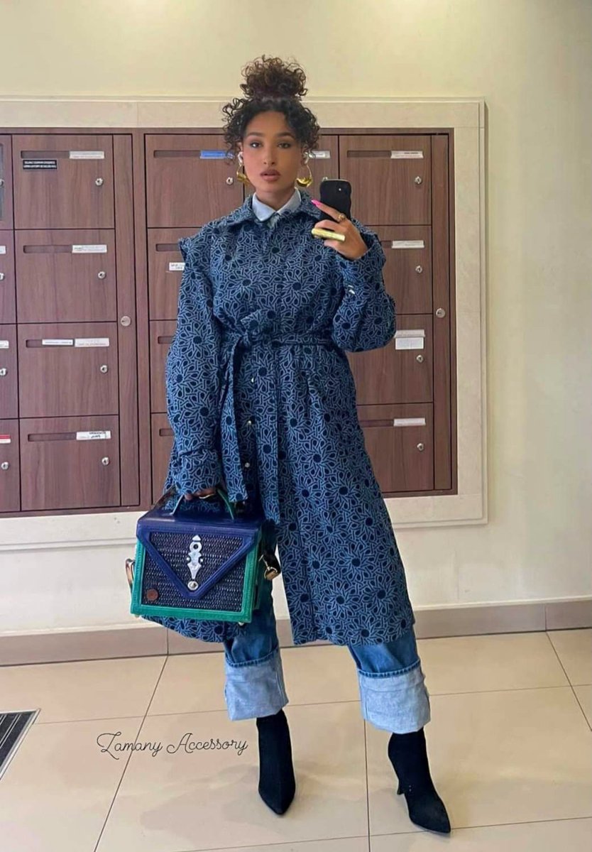 ZamanyAccessory's tweet photo. Puis il y a cette perle rare qui nous embarque dans les défilé les plus prestigieux de Paris 😍🤌 

#casablancabrand #casaway  #fashionweek #defiledemode #parisfashionweek #parisianstyle  #runwayfashion  # Dulcy https://t.co/k9zu0XsKPn