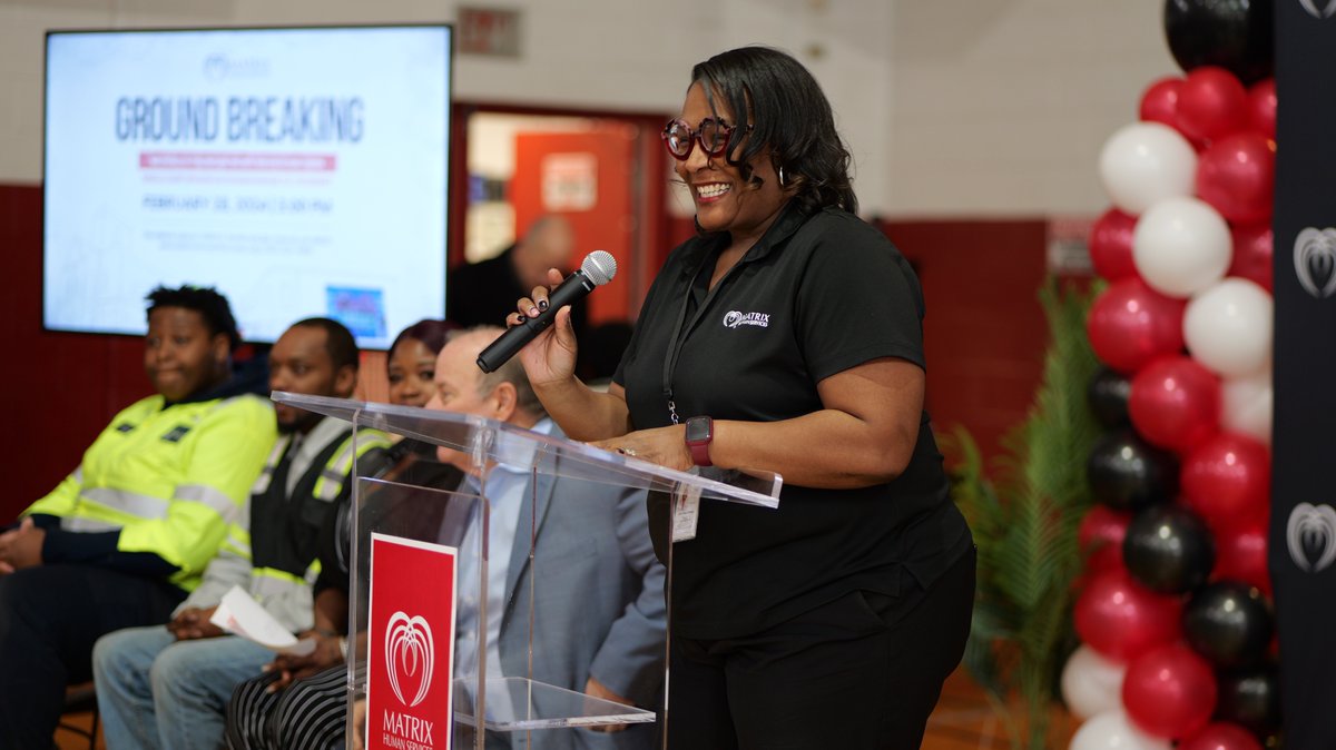 matrix_detroit's tweet image. We're grateful to all who joined us at the groundbreaking of the Matrix Center's $2 million renovation. Thank you @SenStabenow for making this possible. Special thanks to @MayorMikeDuggan for supporting our vision to create a first-class facility. 
#MatrixCenter #Detroit