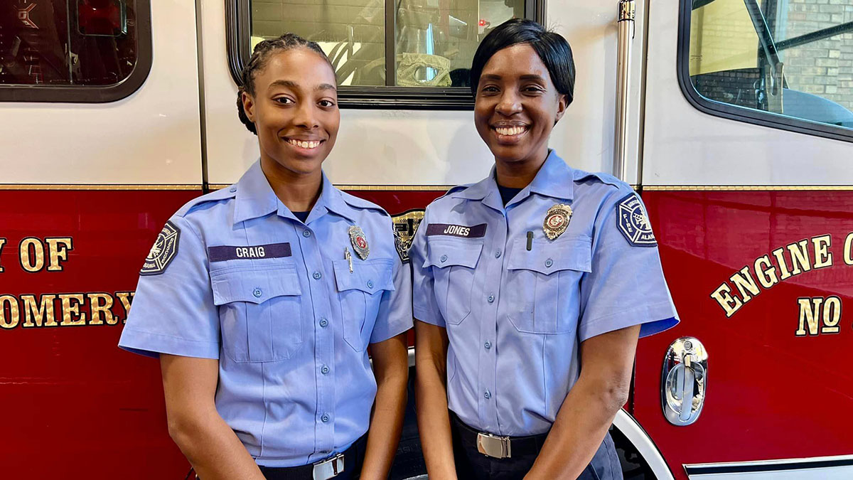On this last day of #BlackHistoryMonth (and transitioning into Women's History Month), we're putting the spotlight on two women making history at Montgomery Fire/Rescue: ow.ly/RPrT50QJAcR

#EMS #EMT #womeninEMS