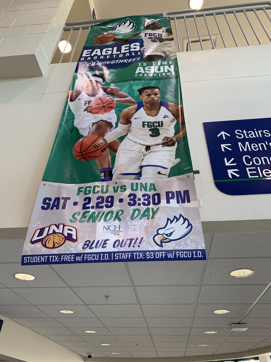 bar76's tweet photo. The last Leap Day was one of my favorite days of broadcasting for @UNAAthletics…2/29/2020
1. @UNAHOOPS defeated No. 23 ranked FGCU 61-55 to snap the Eagles 42-game ASUN win streak 
2. @UNA_Basketball trailed by 5 with :35 left and went on to rally for a 78-73 win in OT over FGCU https://t.co/bN3wXs7mNv