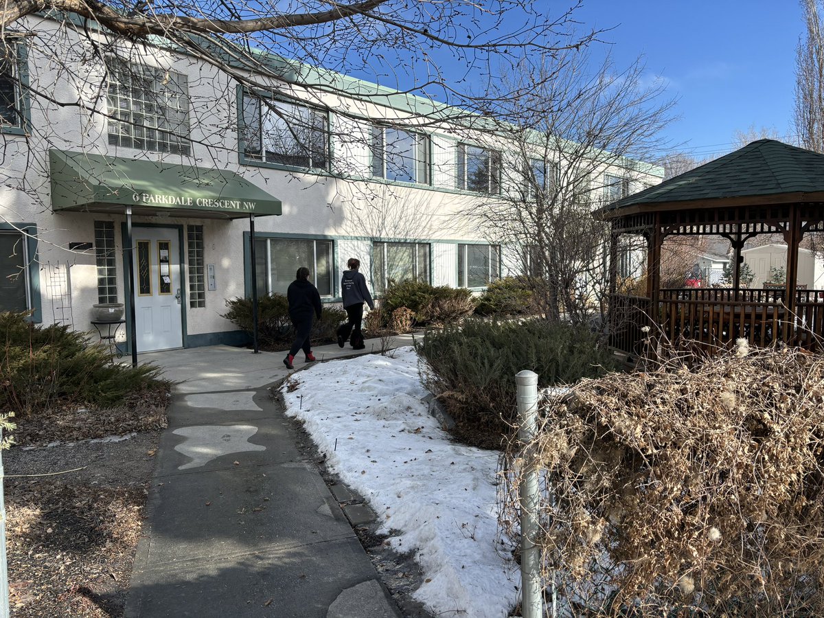 everydaytourist's tweet image. Today’s interesting infill project. 3x more homes + retail space added to Parkdale’s retail hub.  @ParkdaleYYC  @YYCTKW @joshyyc @Halfstep @AlexRMcColl @khzny @sprawlcalgary #infill
#housing #walkscore #citubuilding