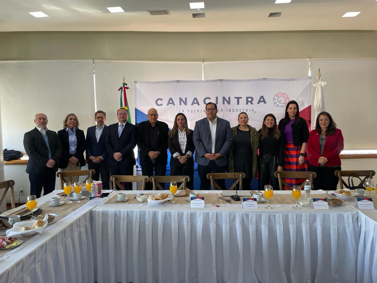 Felicitamos a nuestra presidenta de la comisión de comunicación, Paola Shue Vazquez, por su nuevo nombramiento como presidenta de la Comisión de Alimentos de Origen Vegetal y miembro de la mesa directiva del Sector de Alimentos y Bebidas de CANACINTRA ¡Enhorabuena!