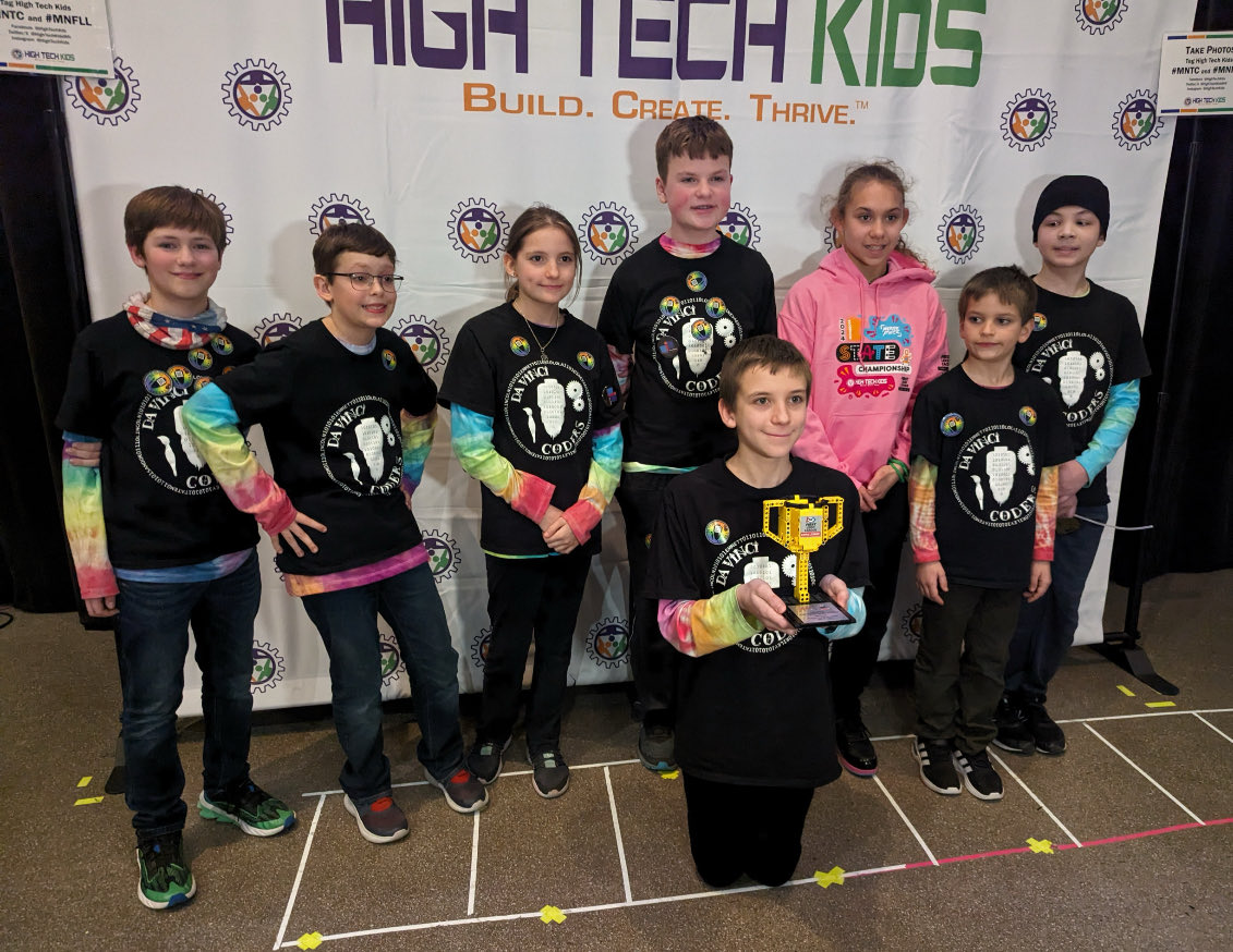 troyanderson89's tweet photo. Congratulations to these @isd728 Lego Robotics team members heading to the World Championship in June.  Thanks to Ryan Hedlund our IT specialists for coaching! 
https://t.co/oMZ27TJKjA  #futureisbright ⁦@karirock4⁩ https://t.co/QQfKDXz0cC