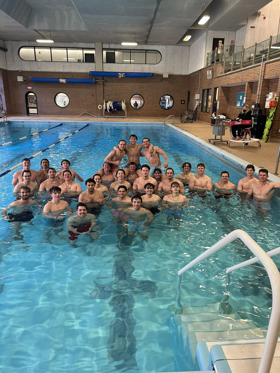 KyleStahlberg's tweet photo. Pre-practice  warm-up in the TRI-C pool! We have a great group guys!

Cannonball Champ: 🏆 @Ck6Mason 

Relay winners: @bradenreed28 @SilasMoore9 @TyPangborn @jackson_judy4 @asalesky1 @JohnNhem21 @Ck6Mason https://t.co/uRWKKIxQmj