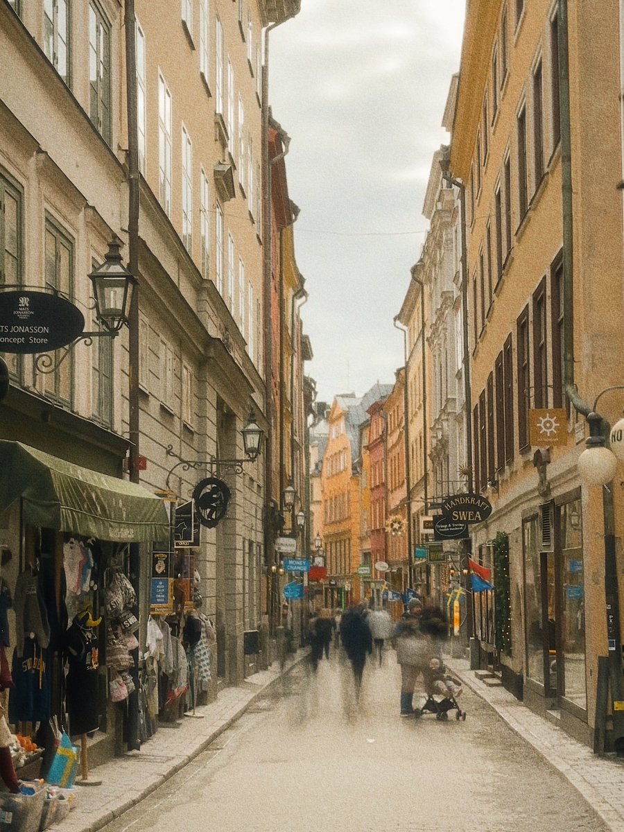 blear 2k tweet media