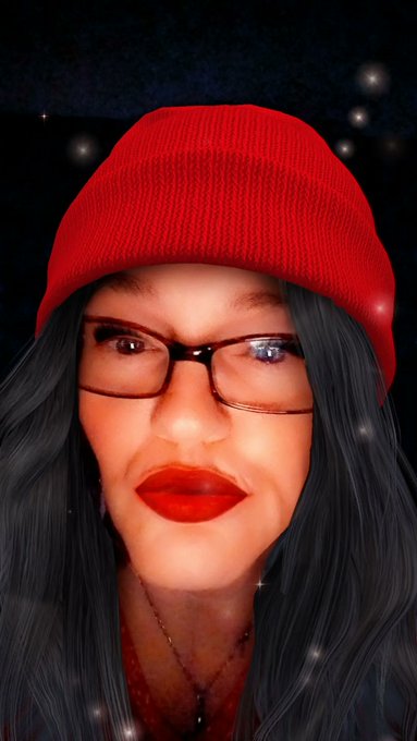 Hey y'all https://t.co/e2eNHQPmox