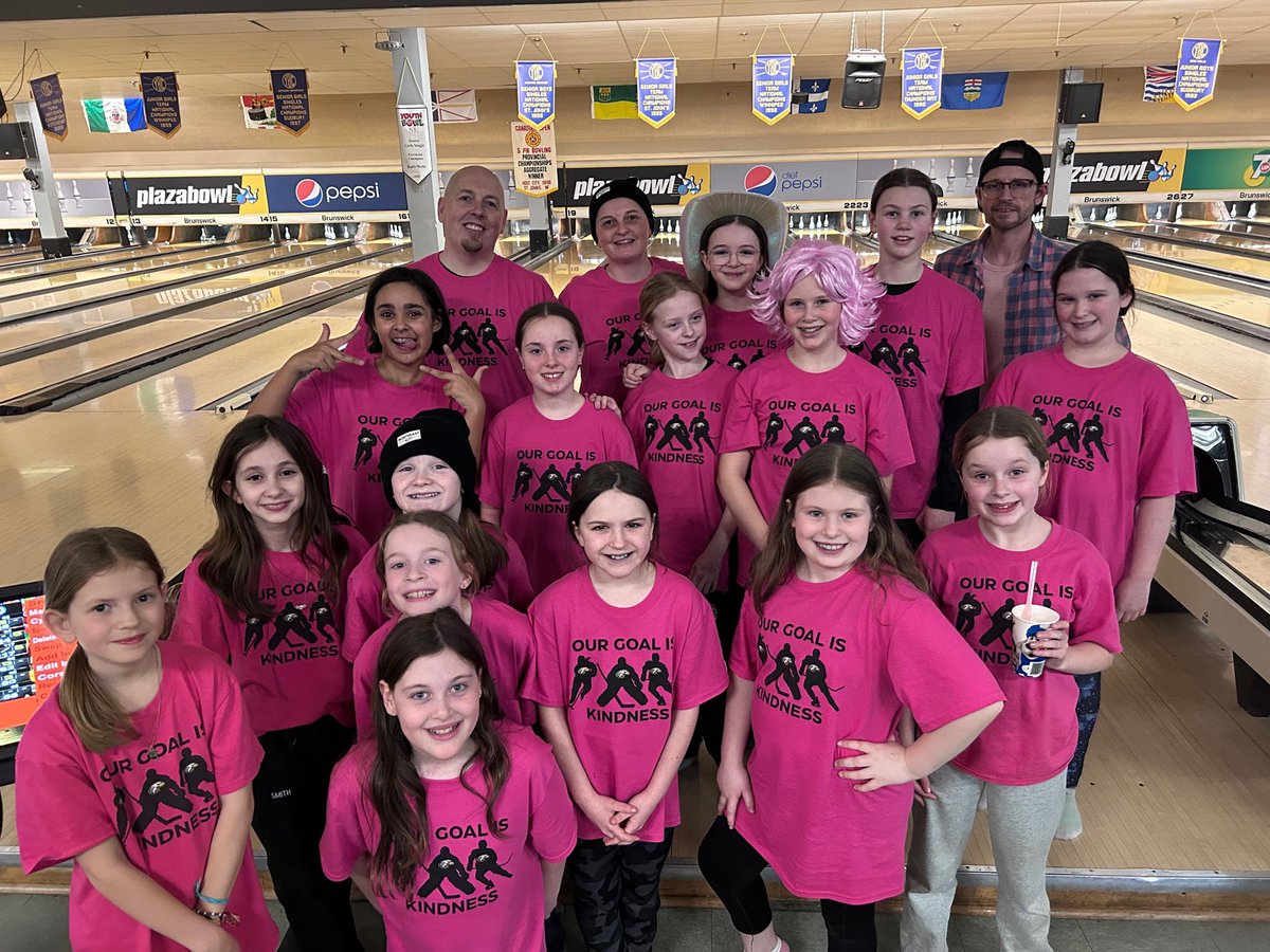 NEMHAu11F_tier1's tweet photo. With an extra day this year, we decided to do something acts of kindness while bowling. The girls handed out some gift cards and hid them around the alley. #spreadkindness #payitforward https://t.co/cvIMhwYcoH