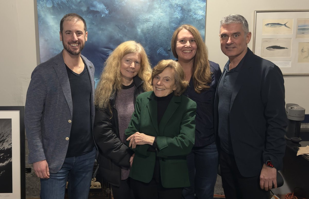 aquan085's tweet photo. A great honour and privilege to share DEEP with Liz Taylor and, Her Deepness, Dr. Sylvia Earle. Thank you for the engaging discussion and wonderful hospitality. We look forward to returning the favour this summer! https://t.co/80bvpdFP3E