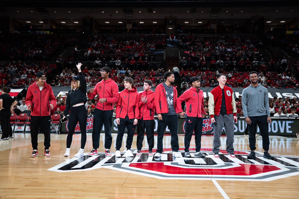 Ohio State Fencing tweet media