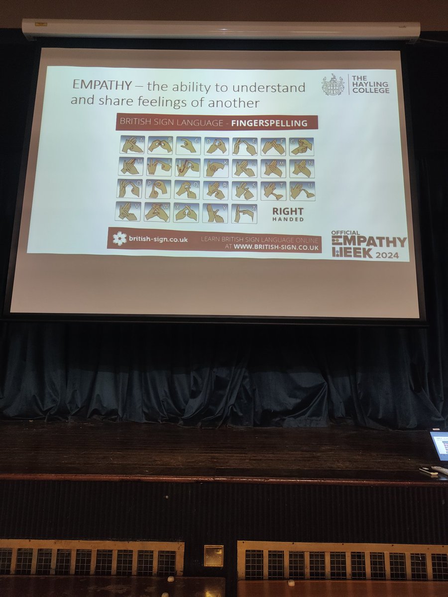 #empathyweek @TheEmpathyWeek 🧵 This week @hayling_college we followed up the @DianaAward anti bullying ambassador training with some thoughts on Empathy during assembly, tutor time and in lessons It was a pleasure to tell the story of my family + how they've inspired my values