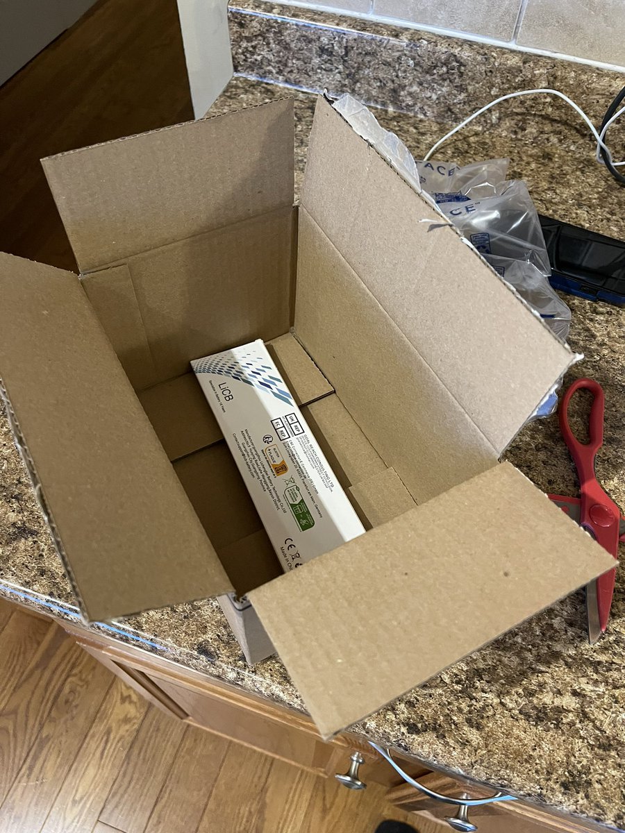 CodeWilliamson's tweet image. Hey @amazonca, I feel as though we’ve already had this conversation. #packagingfail