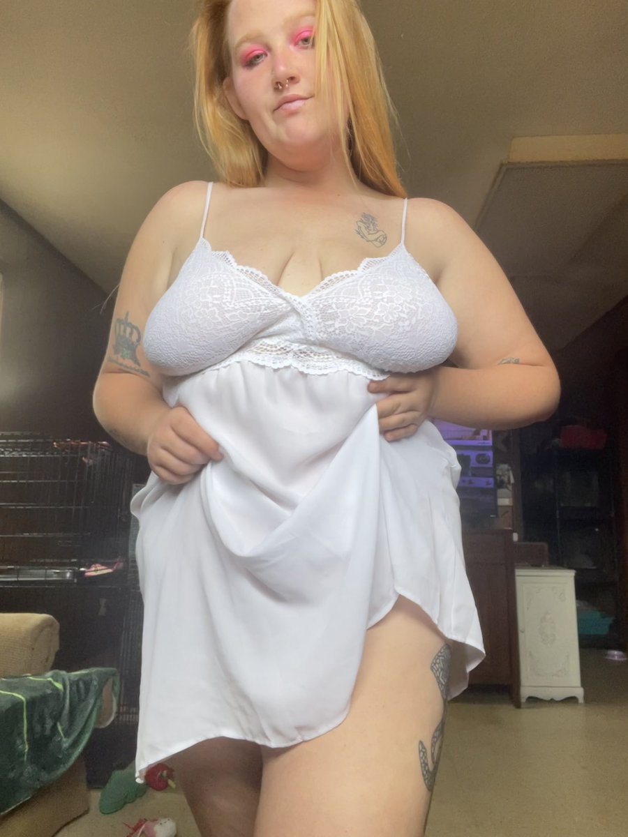 Melanie Rose🌹 tweet media