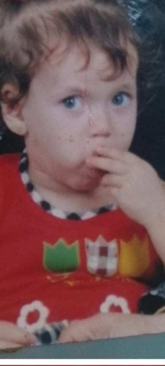 3Nadreen's tweet photo. هو الزمان مينفعش يرجع تاني😂😂🙃
اهم حاجه الاتشوكلت طبعا ال مندمجه فيها😂😂😂 https://t.co/zTr8dYgw2M