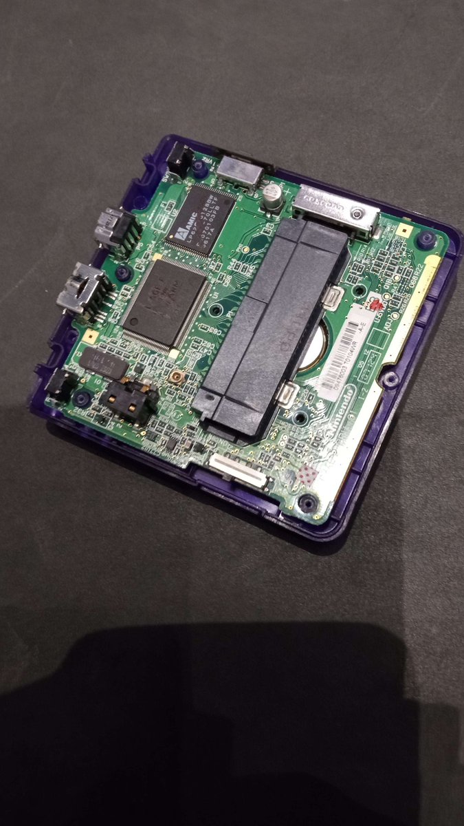 Absolutely beautiful! Love it!! Can you guess the theme I had in mind? 😉 

OEM board and parts. Only a new shell and screen to take a damaged SP and give it life again!

Keeping this one. But I got 3 new concepts coming as soon as I get the screens. #HYPED !!