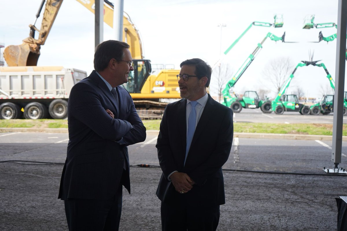 CSexton25's tweet photo. What an amazing groundbreaking event for the new @Titans stadium! Cant wait to see all of the opportunities the new Nissan Stadium and the @NashEastBank development will bring to Nashville and our state as a whole. https://t.co/8kzfJBPiBn