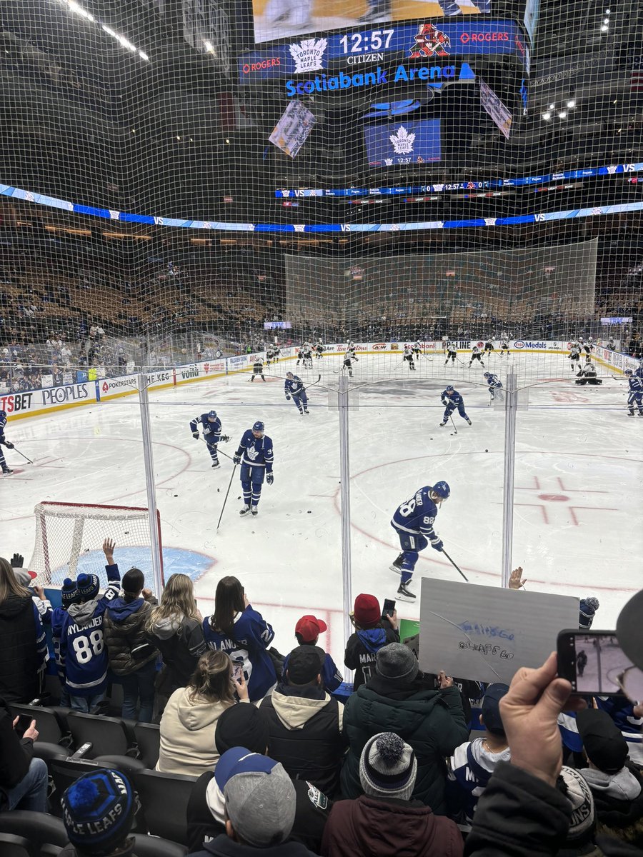 mikeyl88's tweet photo. @elio82 boots on the ground 👢#LeafsForever https://t.co/2nZ2Slc54I