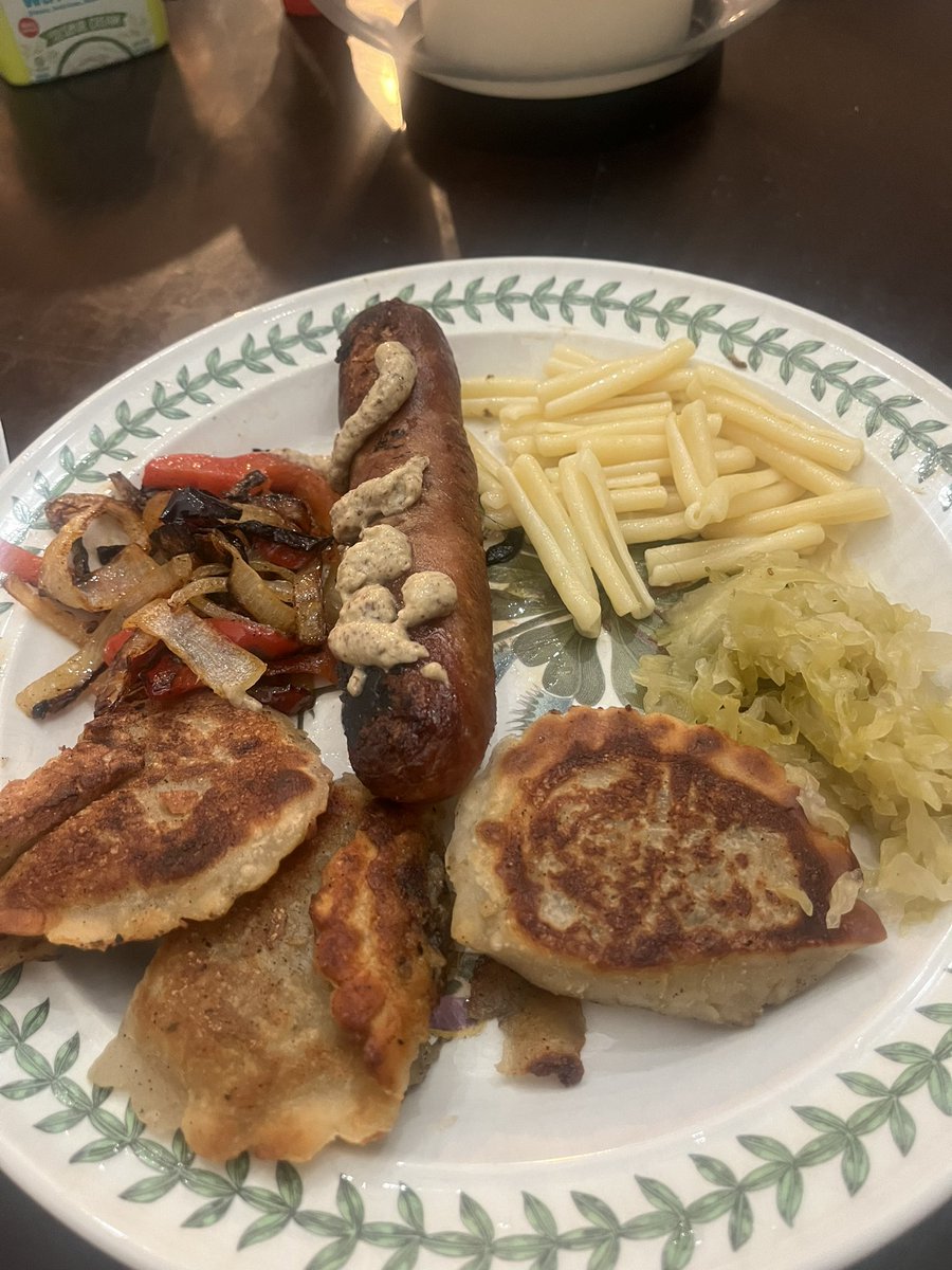 J2theB75's tweet photo. Made some Eastern European goodness for dinner. #CarbsForDays #SaveitforIG https://t.co/31orpLfXI3