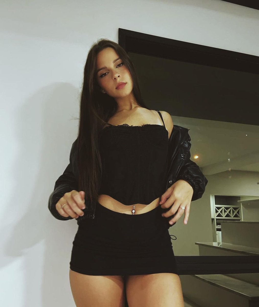 MDT03ALI's tweet photo. ⠀⠀୧   🪩   ᎓    nossα bαlαdα preferıdα
                     ‹   é fαzer festα nα suıte  *  .   ݁ .
⠀                #𝐁𝐑𝐎𝐀𝐃𝐖𝐀𝐘𝐏𝐀𝐑𝐓𝐘 https://t.co/YXT1837mXw