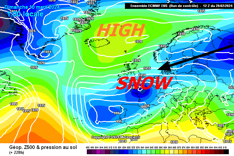 metjeffuk's tweet image. OMG! EC  #snowmaker Night, Night #Snow fans
