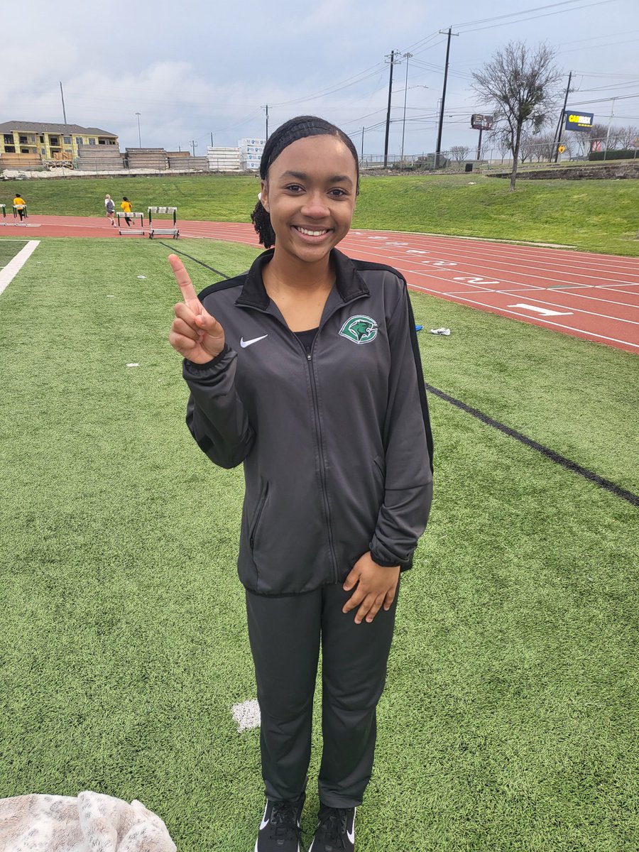 1st Place finish for Jade in the JV 400! 🥇💚🏐💚👟 proud of you! <a href="/PfISDAthletics/">PfISD Athletics</a> <a href="/CHSWomensTrack/">Connally Women’s Track&Field</a>