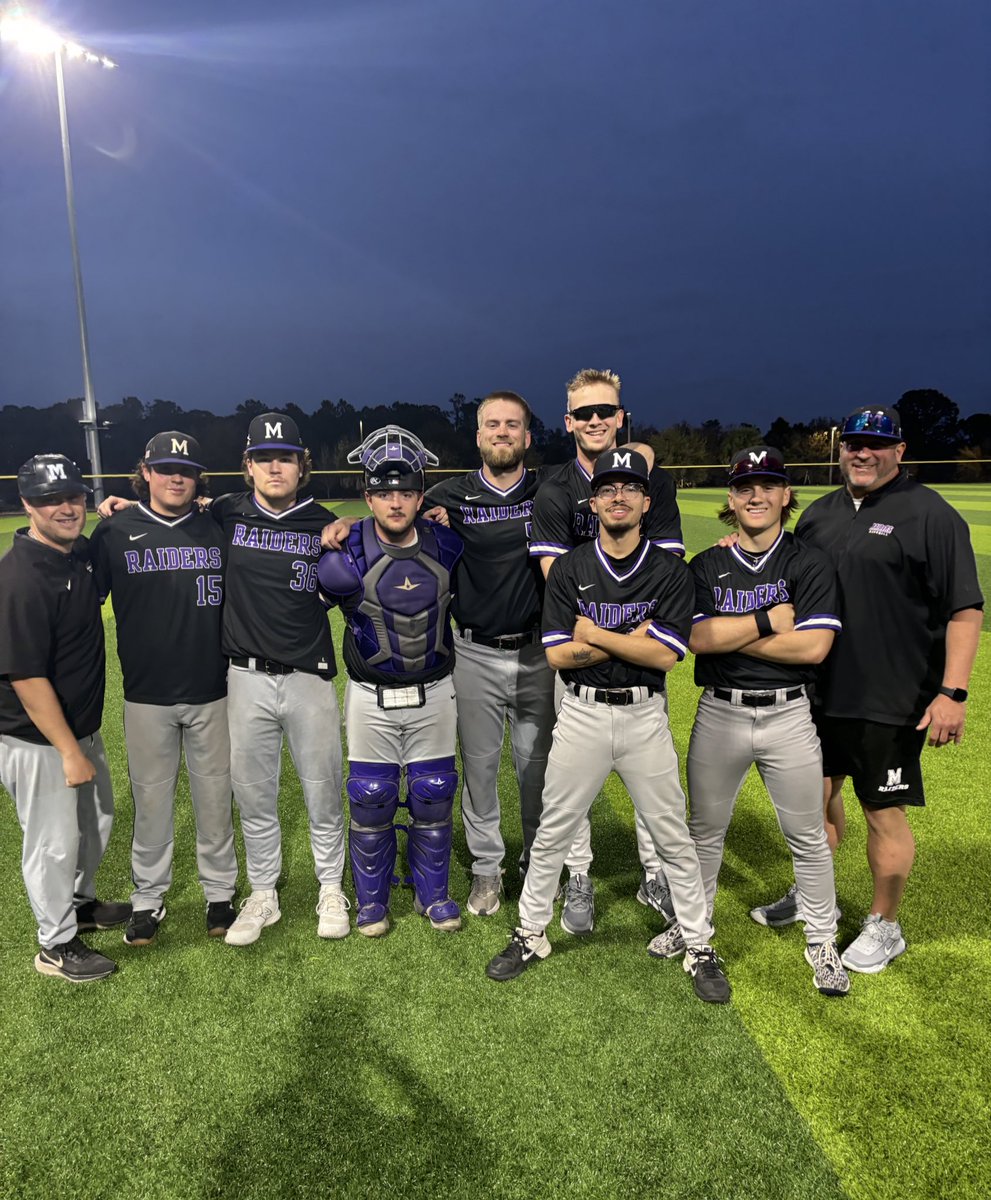 Mount Union Baseball (@umubaseball) on Twitter photo Combined No Hitter!!😈
Mount Union - 5
Grove City - 0
#YouveBeenSlugged #GoMount Combined No Hitter!!😈
Mount Union - 5
Grove City - 0
#YouveBeenSlugged #GoMount