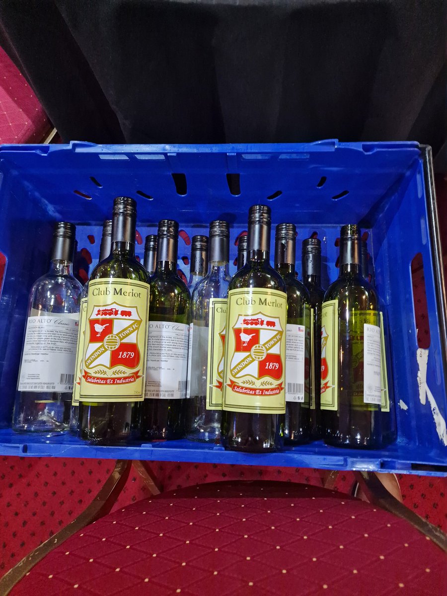 jonstfc's tweet photo. One for the Swindon fans! This vase has been made out of any empty bottle that was destined for the bottle bin. Many thanks to @Official_STFC for keeping the bottles by for me
#stfc https://t.co/evMSXrPaLd