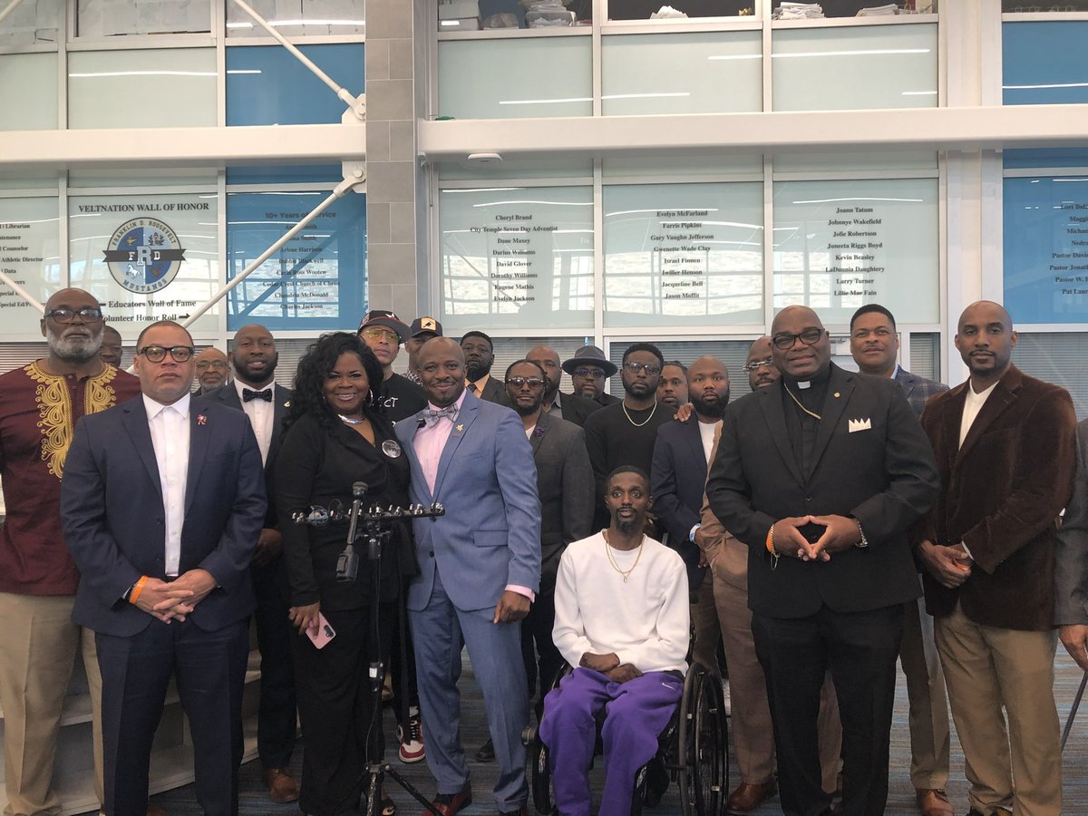 Dallas ISD tweet media