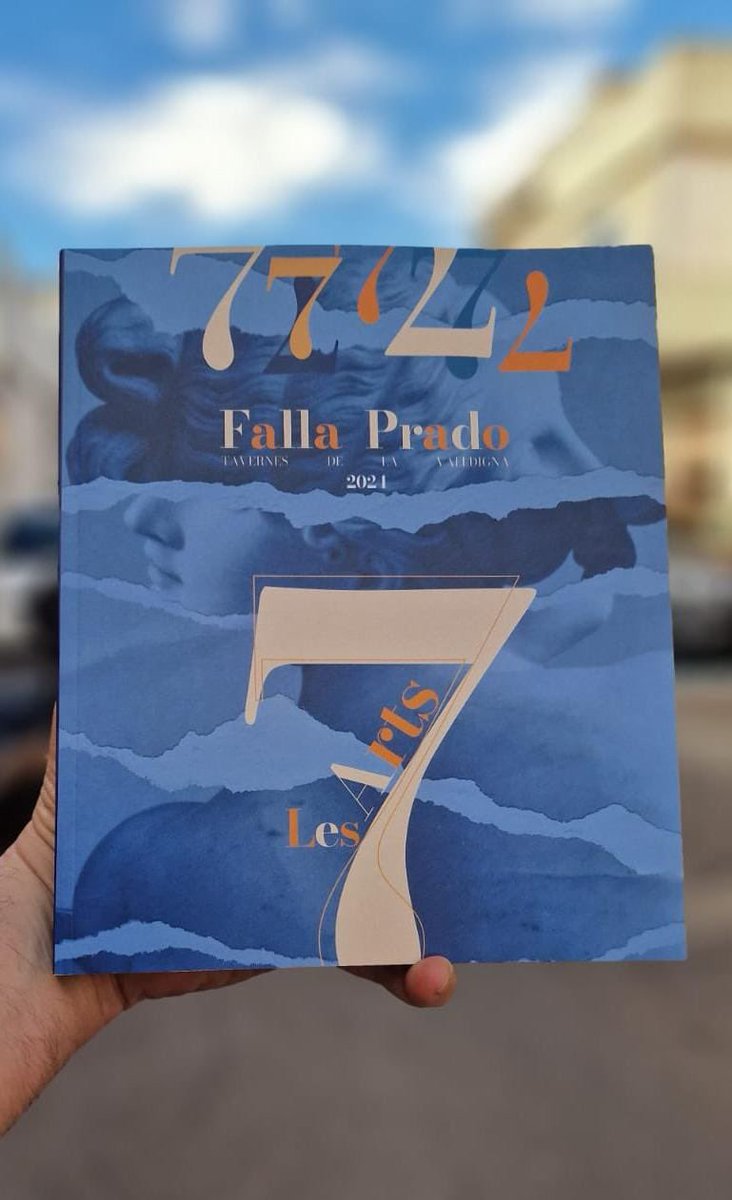 L'emoció i l'alegria no ens ha deixat contar-vos fins ara del nostre llibret, hem aconseguit el 16é premi atorgat per la Generalitat a l'ús del valencià en els llibrets. 💙

Quina alegria! 

#les7arts #fallaPrado #falles