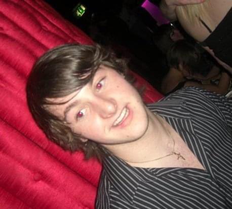 Happy birthday to player manager <a href="/DanJones_10/">Dan Jones</a> 

We’ve had to go back deep in the archives to find a picture where he’s smiling 😂😂😂

Enjoy your day 🎁🎁🎁🎁

#UTM