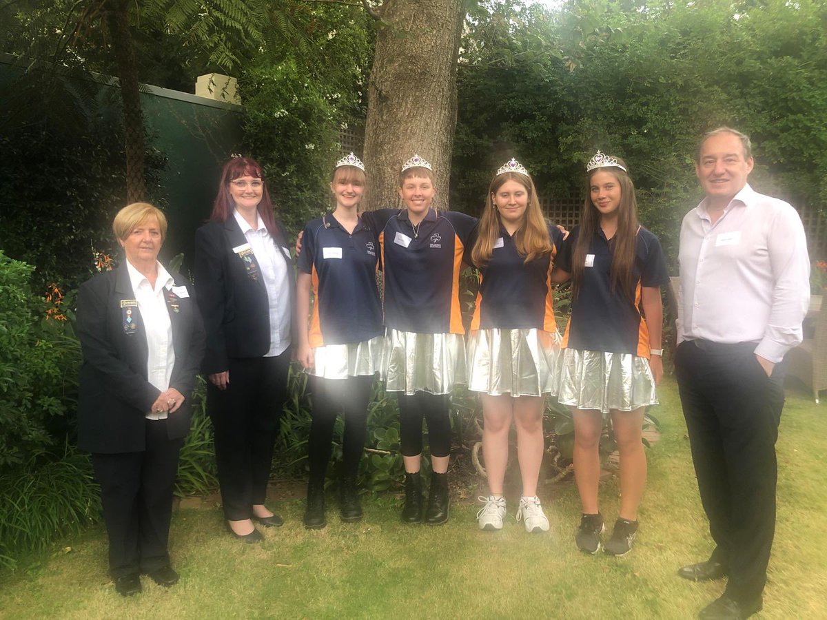 Steph Lysaght tweet media