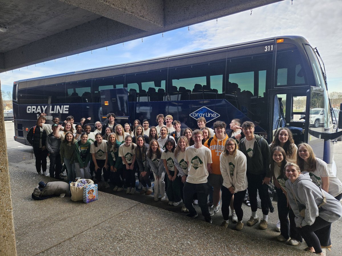 GallatinDECA's tweet photo. DECA state memories day 1 and 2. Bus loading Wednesday, practice sessions Thursday, parade of chapters for opening session, written competition presentations Thursday night.  Full days, long hours, filled with nerves, laughter and most important making long lasting memories! https://t.co/8Bymg4zdP1