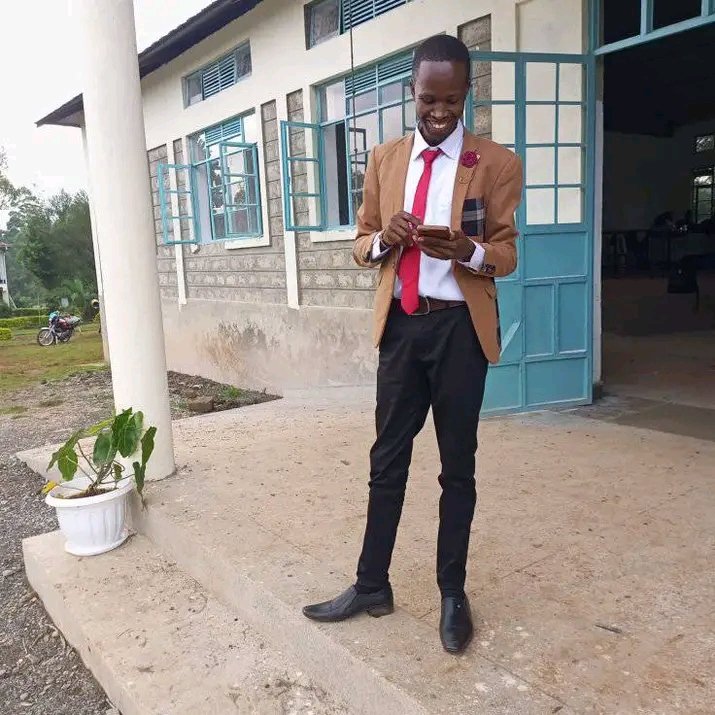 RonoPatrick's tweet photo. Breakthroughs, Blessings, and Happiness shall be yours today and always. Happy New Month of March https://t.co/etErNctDTd