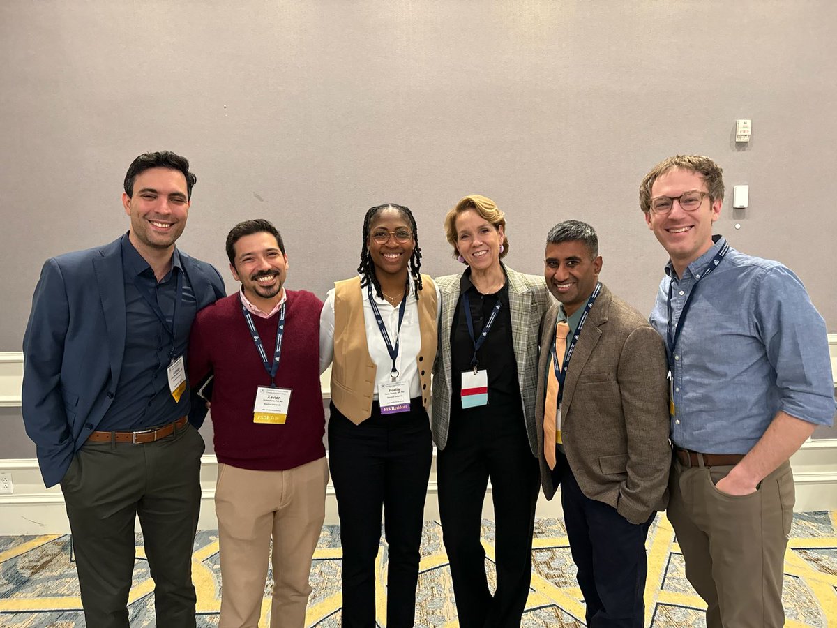 Very exciting to see our 4 @PSDP_AMSPDC scholars @Raissadati, @xgaeta @PortiaLThomas @DrRamRaoMDPhD and Dr. Ben Solomon with our Chair @MB_Leonard at @amspdc Annual Meeting in New Orleans!