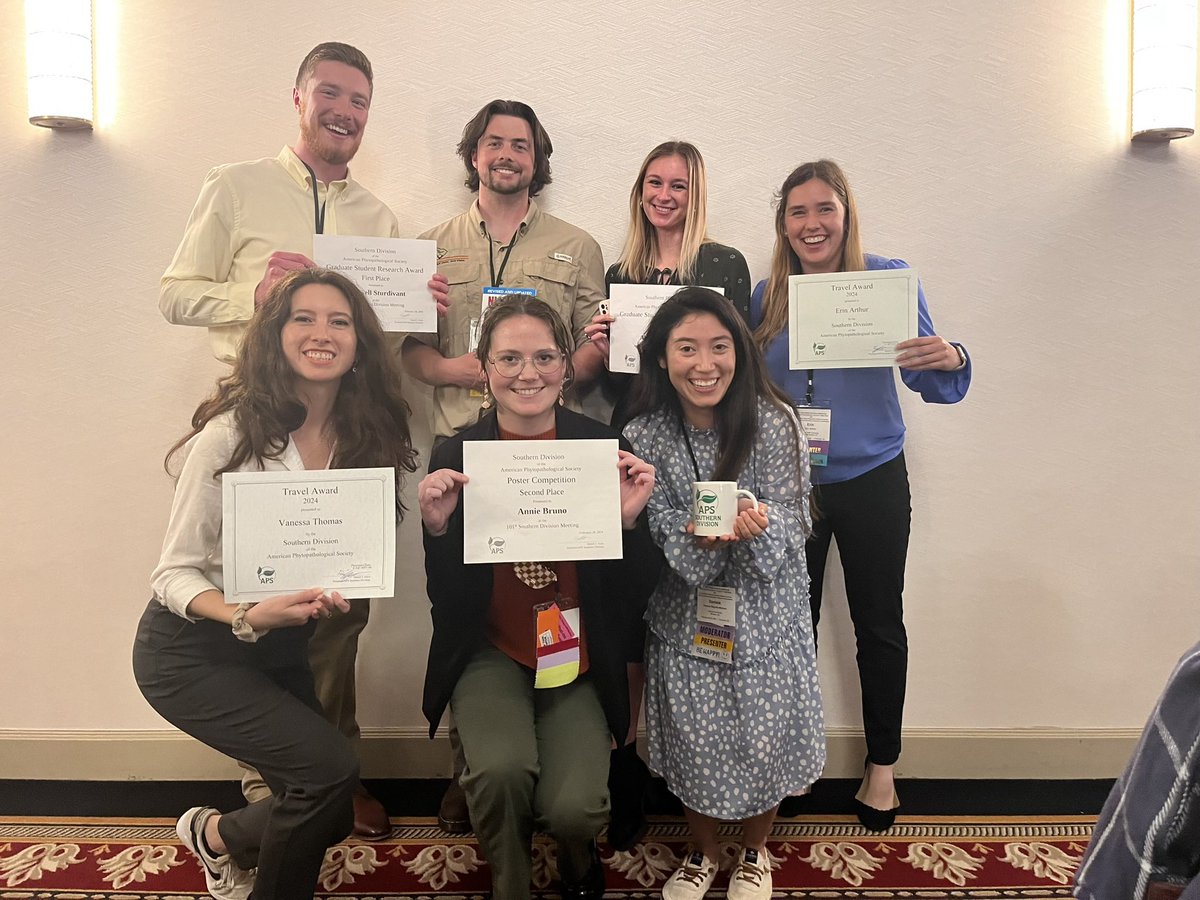 Had a wonderful time at the 101st APS Southern Division Meeting! I enjoyed learning about all the cool research going on and making new friends! <a href="/sd_aps/">APS SouthernDivision</a> #inourplantpathologyera

Super proud of all the <a href="/ClemsonUniv/">Clemson University</a> graduate students that presented! #GoTigers