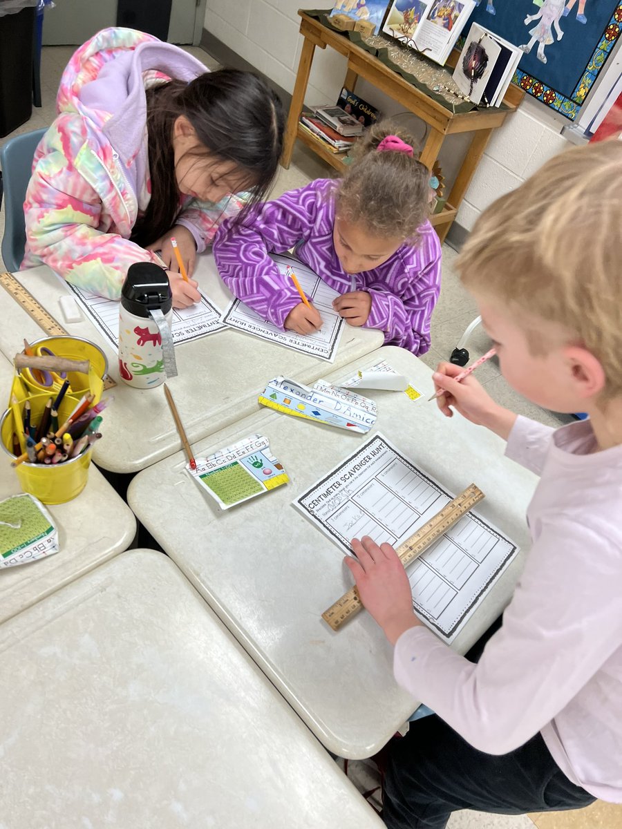 MsHuynh_'s tweet photo. What better way to learn math than a scavenger hunt? 🤔 The grade 2’s demonstrate their learning of measuring with standard units as they tried to locate different objects in the classroom with specific measurements 🔍📏  @StRitaRock1 https://t.co/voerYknJzg