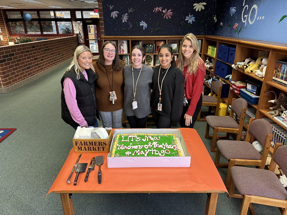 Kelli Bolden (@mrsboldenlrdean) on Twitter photo The best new teachers are at Little River! Congratulations to our New Teacher of the Year nominees! <a href="/LittleRiverLCPS/">Little River ES</a> The best new teachers are at Little River! Congratulations to our New Teacher of the Year nominees! <a href="/LittleRiverLCPS/">Little River ES</a>