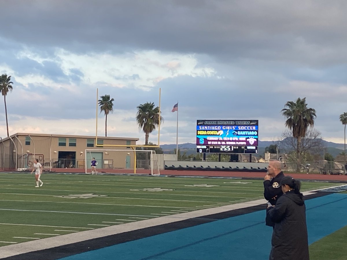 Girls soccer takes a 1-0 lead over Mira costa in the 26 minute of the first half! ⁦<a href="/CIFState/">CIF State</a>⁩ ⁦<a href="/santiagoGsoccer/">Santiago High School Girls' Soccer</a>⁩