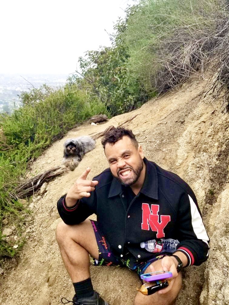 Danilofnsilva's tweet photo. Hike At #WattlesParkRidgeTrail with some fellows from the program. Sponsored by the #ThePhoenixApp an app for the #sobercommunity https://t.co/arwnbiROle