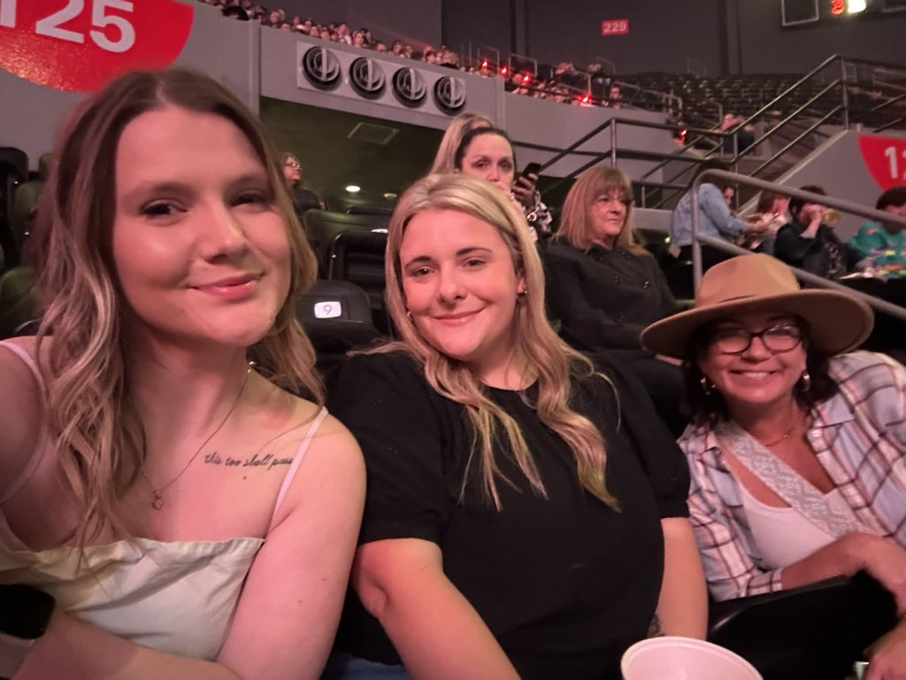 felcarson's tweet image. #bslafayette